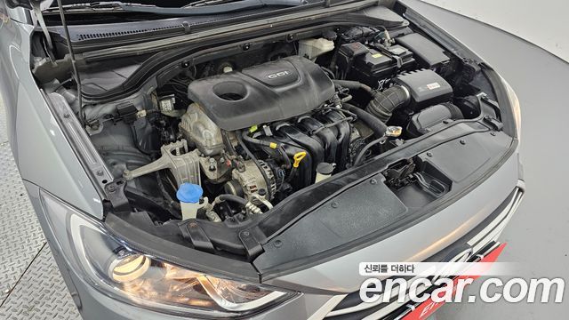 Hyundai AVANTE 2017 — photo 6