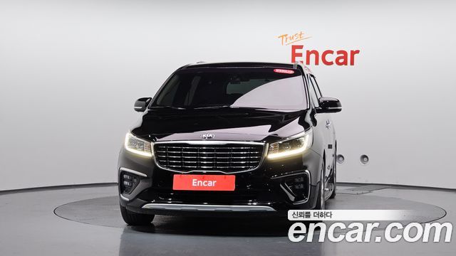 Kia Canival 2019 — photo 3