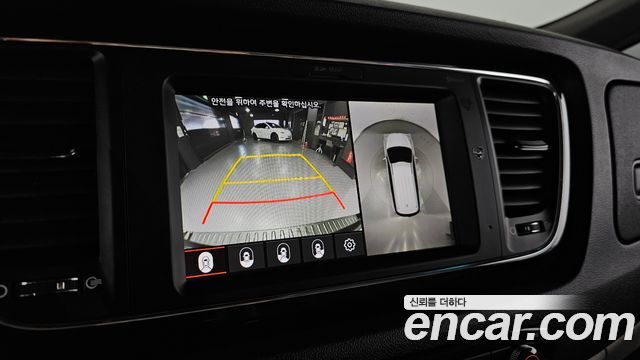 Kia Canival 2019 — photo 21