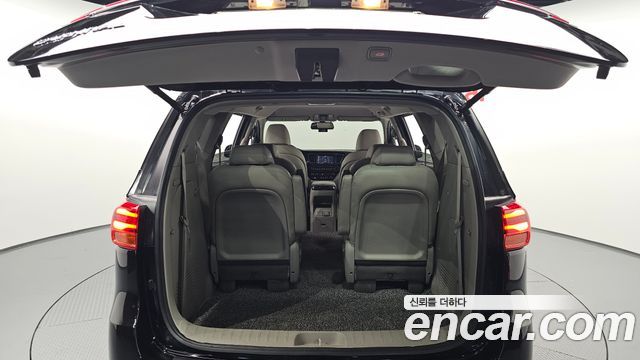 Kia Canival 2019 — photo 26