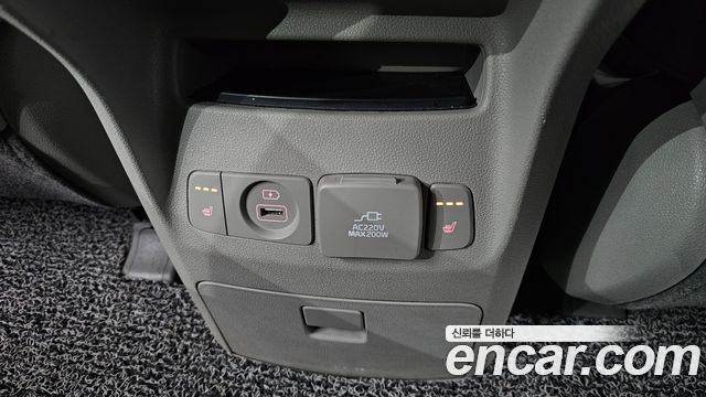 Kia Canival 2019 — photo 27