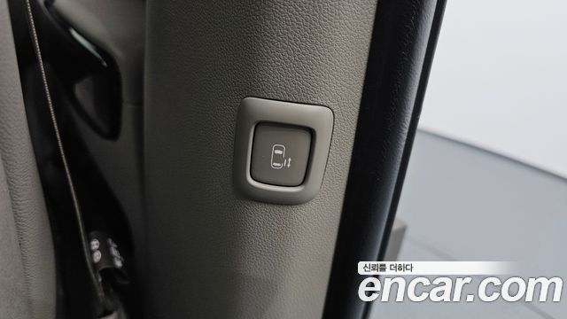 Kia Canival 2019 — photo 32