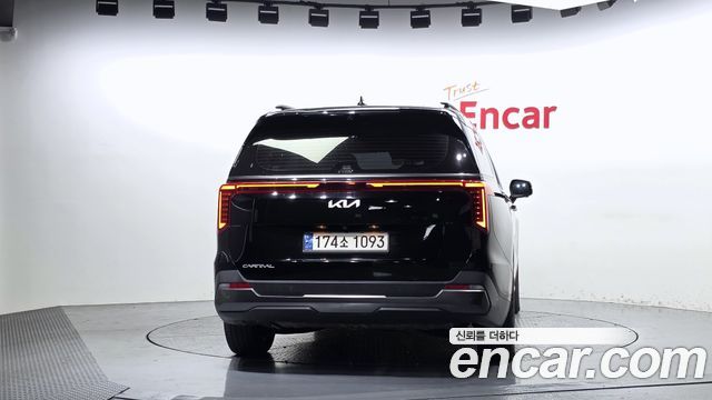 Kia Canival 2025 — photo 4