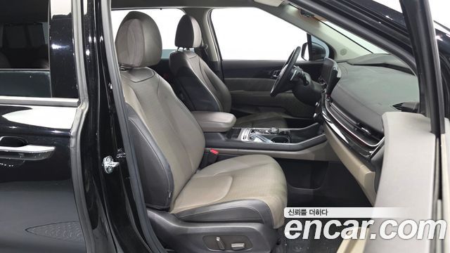 Kia Canival 2025 — photo 17