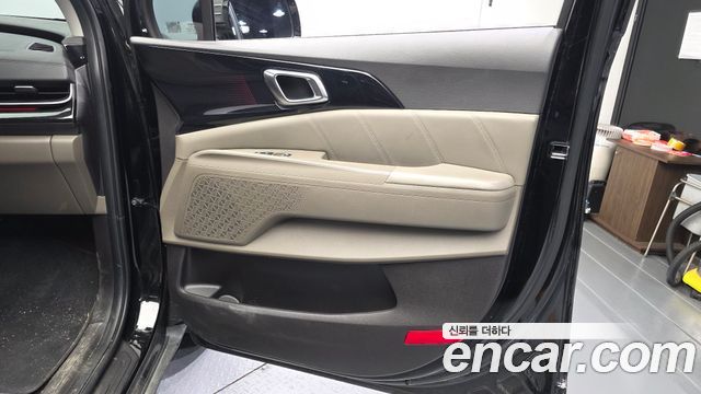 Kia Canival 2025 — photo 15