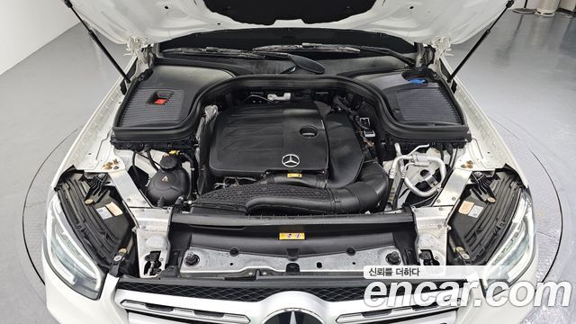 Mercedes-Benz GLC-Class 2020 — photo 6