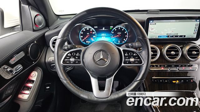 Mercedes-Benz GLC-Class 2020 — photo 21