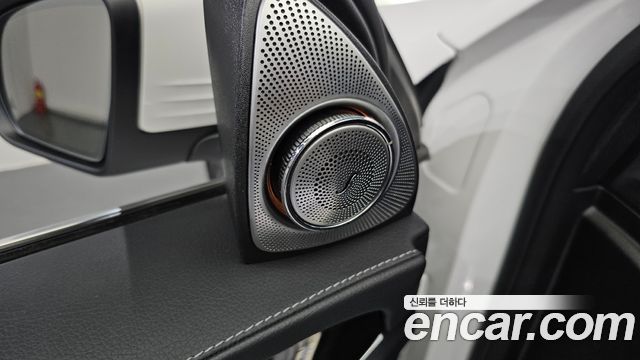 Mercedes-Benz GLC-Class 2020 — photo 25