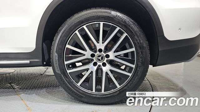 Mercedes-Benz GLC-Class 2020 — photo 7