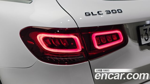 Mercedes-Benz GLC-Class 2020 — photo 9