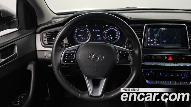 Hyundai Sonata 2019 — photo 18
