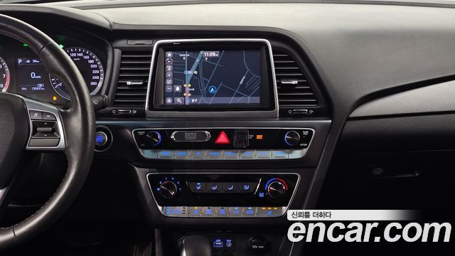 Hyundai Sonata 2019 — photo 20