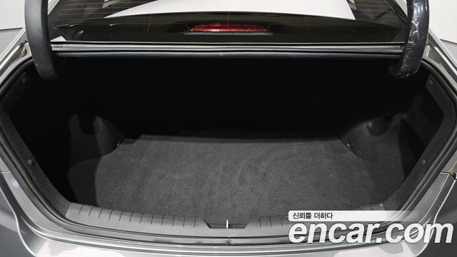 Hyundai Sonata 2019 — photo 30