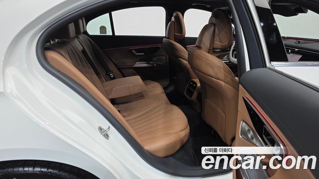 Mercedes-Benz E-Class 2026 — photo 18