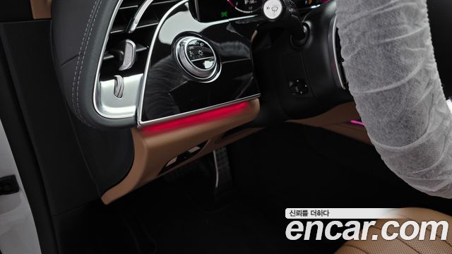 Mercedes-Benz E-Class 2026 — photo 28