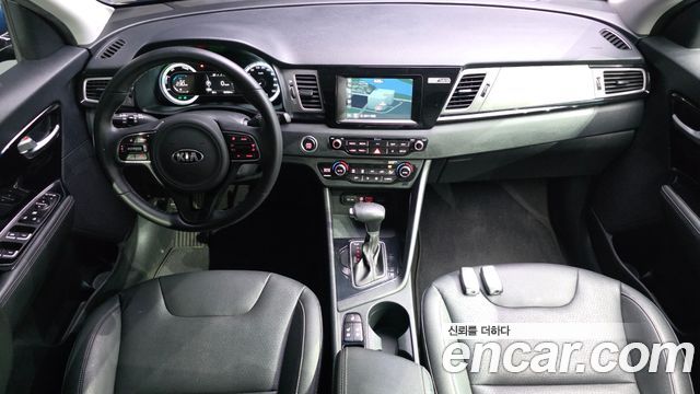 Kia Niro 2018 — photo 7