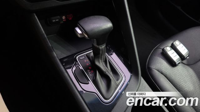 Kia Niro 2018 — photo 9