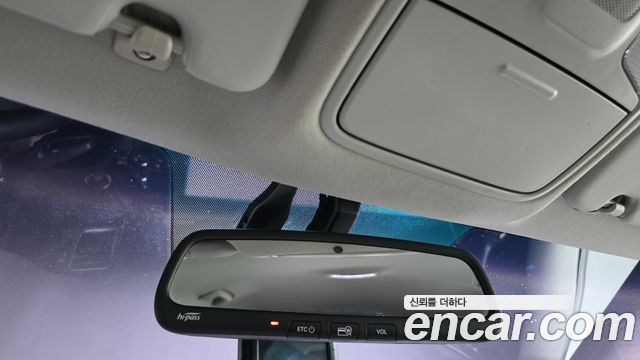 Kia Niro 2018 — photo 19
