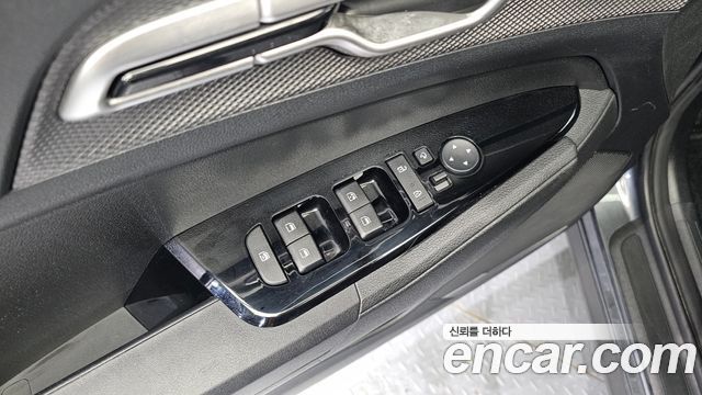Kia Sportage 2022 — photo 19