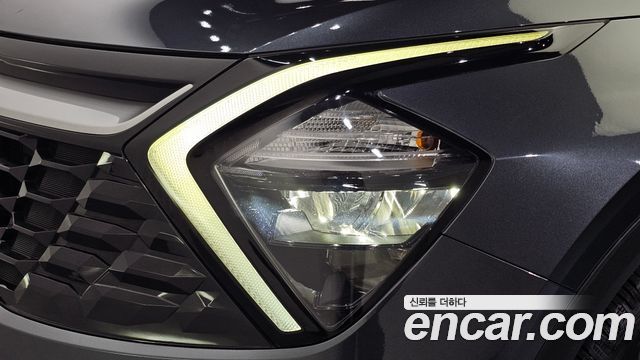 Kia Sportage 2022 — photo 8