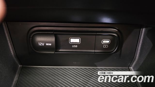 Kia Sportage 2022 — photo 27