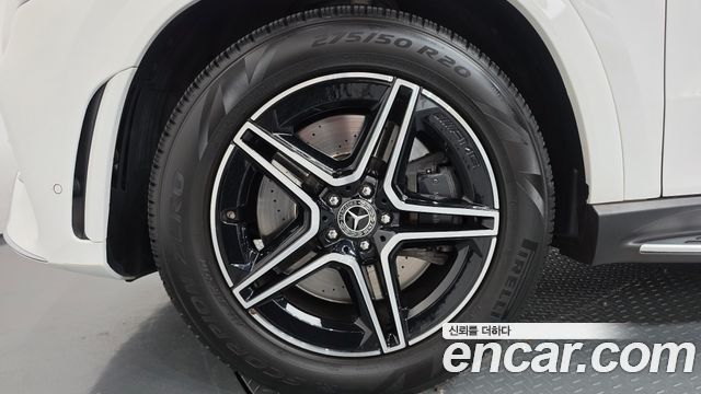 Mercedes-Benz GLE-Class 2020 — photo 5