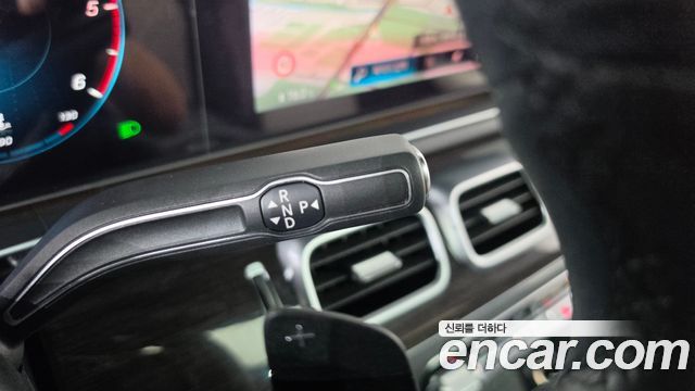 Mercedes-Benz GLE-Class 2020 — photo 12