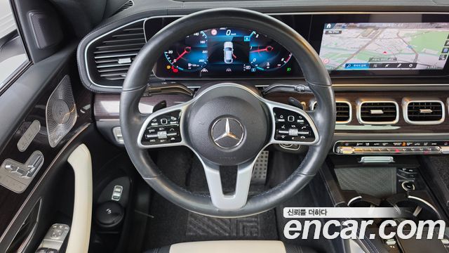 Mercedes-Benz GLE-Class 2020 — photo 20