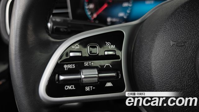 Mercedes-Benz GLE-Class 2020 — photo 22
