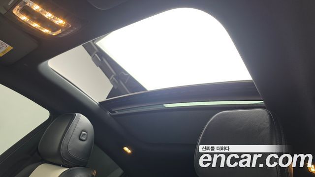 Mercedes-Benz GLE-Class 2020 — photo 23