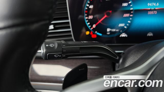 Mercedes-Benz GLE-Class 2020 — photo 27