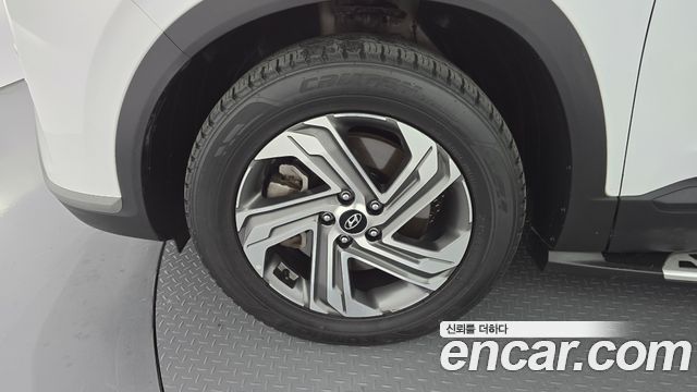 Hyundai Santafe 2023 — photo 5