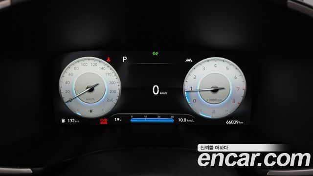 Hyundai Santafe 2023 — photo 11