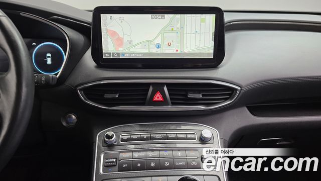 Hyundai Santafe 2023 — photo 18