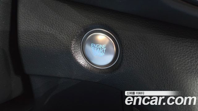 Hyundai Santafe 2023 — photo 25