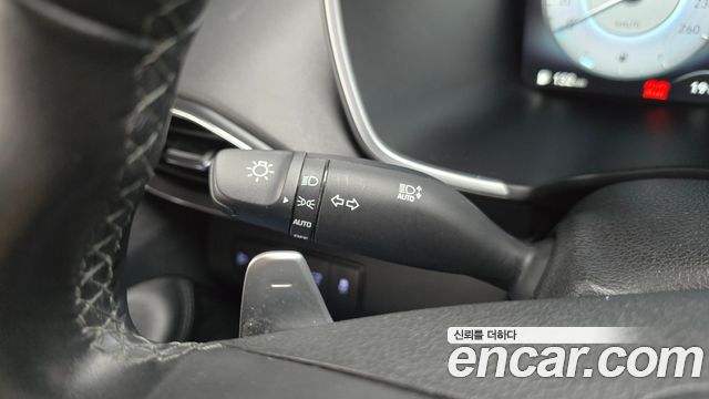 Hyundai Santafe 2023 — photo 30