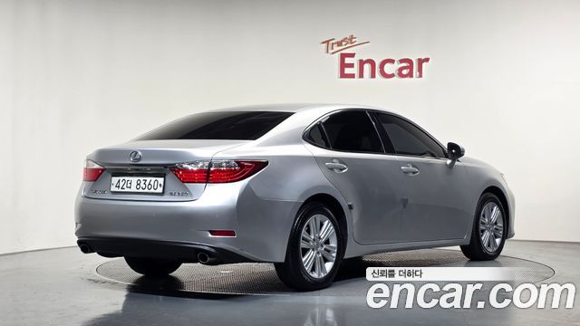Lexus ES 2014 — photo 2