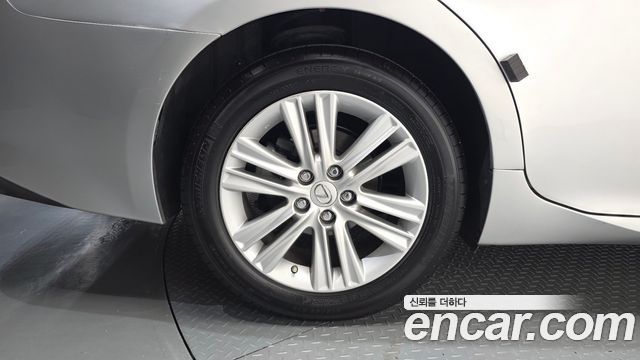 Lexus ES 2014 — photo 5