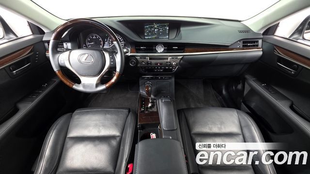 Lexus ES 2014 — photo 7