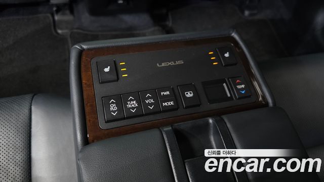Lexus ES 2014 — photo 12