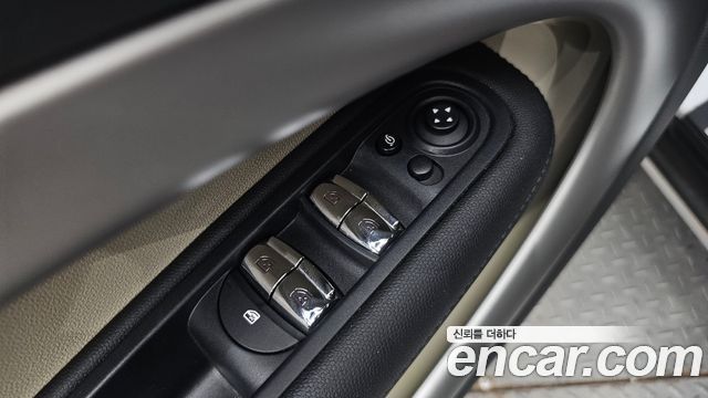 Mini Countryman 2016 — photo 12