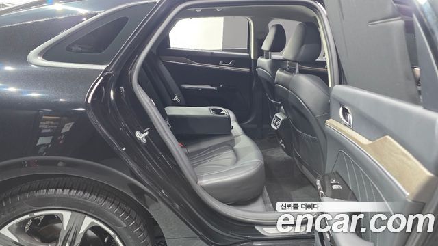 Kia K5 2023 — photo 18