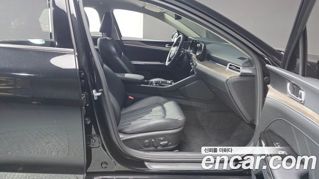 Kia K5 2023 — photo 16
