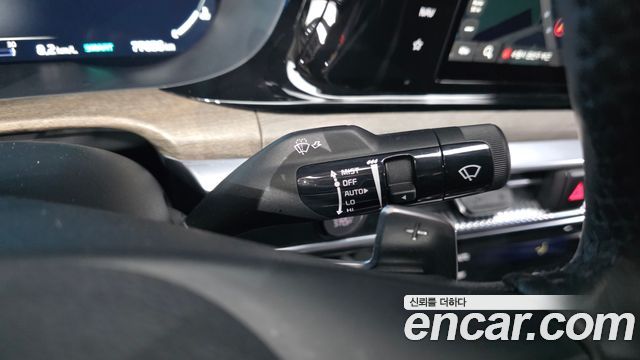 Kia K5 2023 — photo 28
