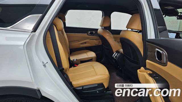 Kia Sorento 2022 — photo 17