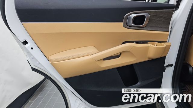 Kia Sorento 2022 — photo 15