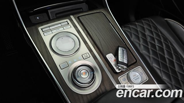 Genesis GV80 2022 — photo 12