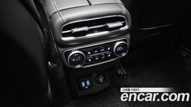 Genesis GV80 2022 — photo 26