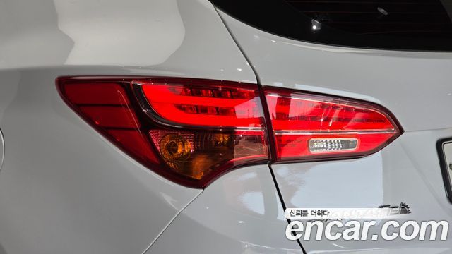 Hyundai Santafe 2015 — photo 9