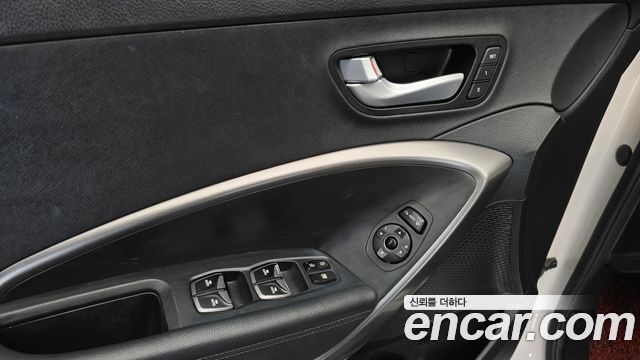 Hyundai Santafe 2015 — photo 29
